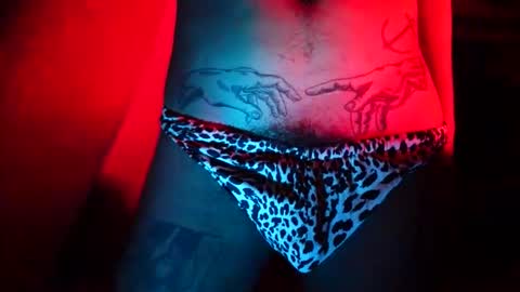 Snapshot of thenautibouy chatting on 25, 11, 2025 thenautibouy online show from 25, 11, 2025