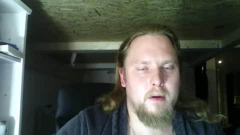 thenewdude1992 online show from 4, 12, 2024