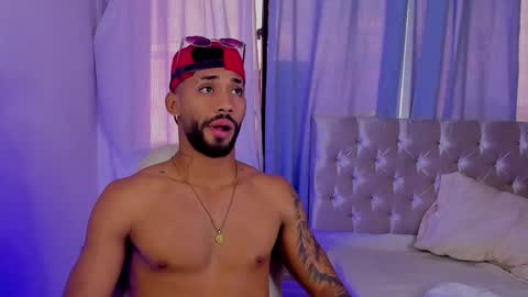 Snapshot of theo_sky1 chatting on 30, 9, 2025 Theo Sky online show from 30, 9, 2025