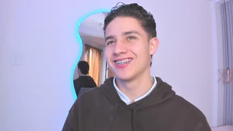  THEO- MATEO  online show from 31, 12, 2024