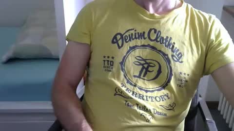 Snapshot of theoone7891 chatting on 27, 3, 2026 theoone7891 online show from 27, 3, 2026