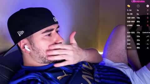 Snapshot of theoravi chatting on 2, 12, 2025 Theo Ravi online show from 2, 12, 2025