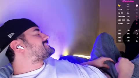 Snapshot of theoravi chatting on 18, 12, 2025 Theo Ravi online show from 18, 12, 2025