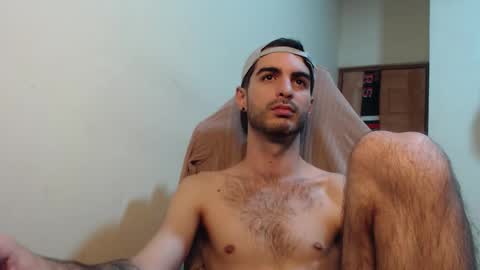 Snapshot of therazhanen chatting on 15, 10, 2025 Santiago Enrique online show from 15, 10, 2025