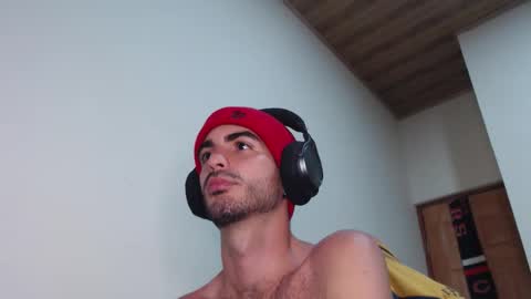 Santiago Enrique online show from 27, 2, 2026