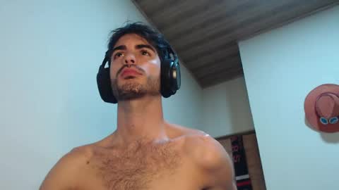 Santiago Enrique online show from 25, 5, 2026