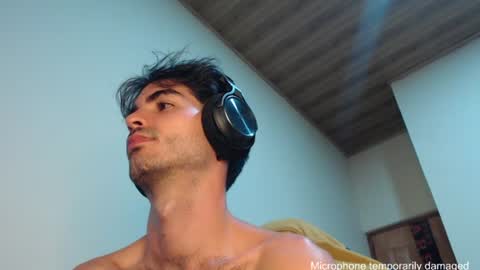 Santiago Enrique online show from 8, 7, 2026
