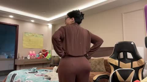 Snapshot of therealcamilabaddie chatting on 26, 9, 2025 therealcamilabaddie online show from 26, 9, 2025