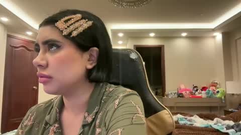 Snapshot of therealcamilabaddie chatting on 23, 11, 2025 therealcamilabaddie online show from 23, 11, 2025