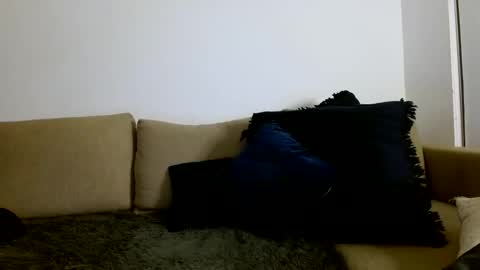 Yoshi online show from 2, 1, 2025