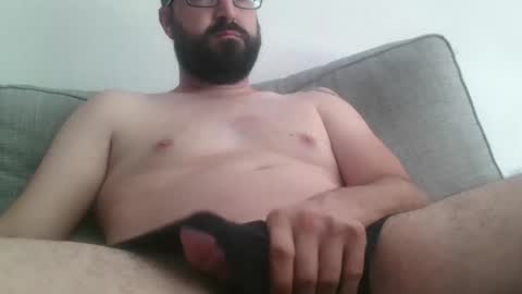 Snapshot of thesaint84 chatting on 31, 5, 2026 Saint online show from 31, 5, 2026