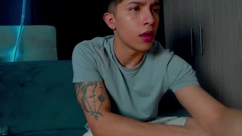 thesaint_xxx online show from 27, 9, 2025