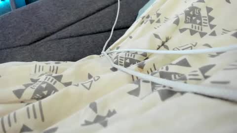 Savannah Skye online show from 9, 12, 2024