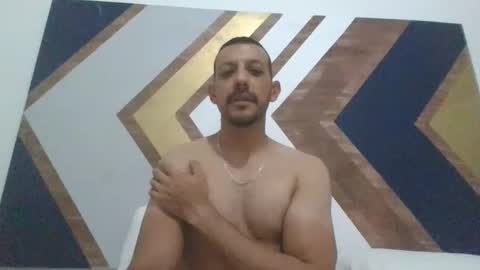 Snapshot of theseductioncouple chatting on 6, 10, 2025 theseductioncouple online show from 6, 10, 2025