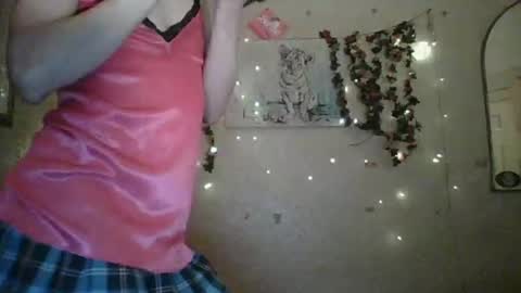 Snapshot of thesillymillie chatting on 22, 2, 2025 sillymillie0 online show from 22, 2, 2025