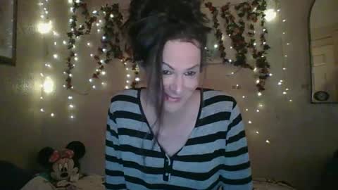 Snapshot of thesillymillie chatting on 4, 3, 2025 sillymillie0 online show from 4, 3, 2025