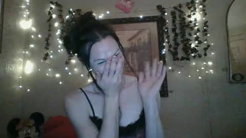 Snapshot of thesillymillie chatting on 17, 9, 2025 sillymillie0 online show from 17, 9, 2025