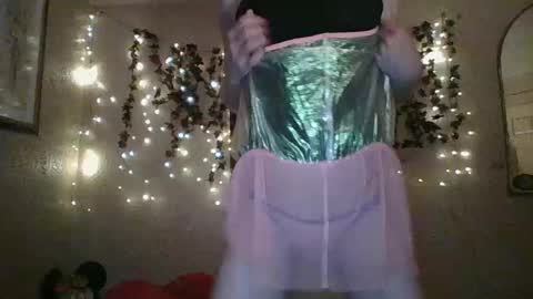 Snapshot of thesillymillie chatting on 9, 10, 2025 sillymillie0 online show from 9, 10, 2025