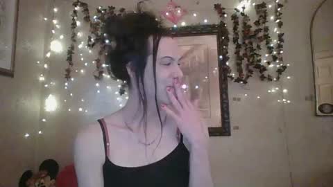 Snapshot of thesillymillie chatting on 11, 1, 2026 sillymillie0 online show from 11, 1, 2026