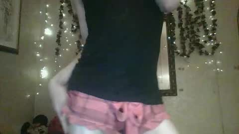 Snapshot of thesillymillie chatting on 15, 2, 2026 sillymillie0 online show from 15, 2, 2026