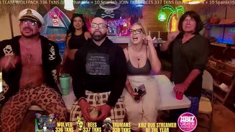 Snapshot of thespeakeazy chatting on 30, 9, 2025 The Captain online show from 30, 9, 2025