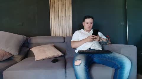 thestraightroom online show from 26, 4, 2026