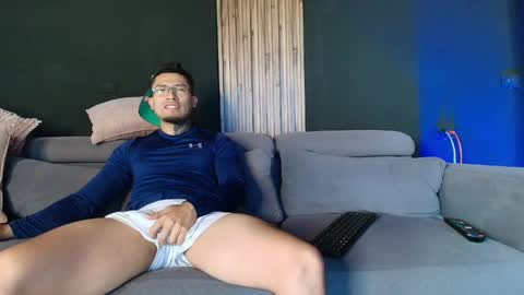 thestraightroom online show from 27, 4, 2026