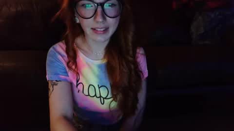 Snapshot of thetradwifee chatting on 17, 3, 2026 Stella online show from 17, 3, 2026