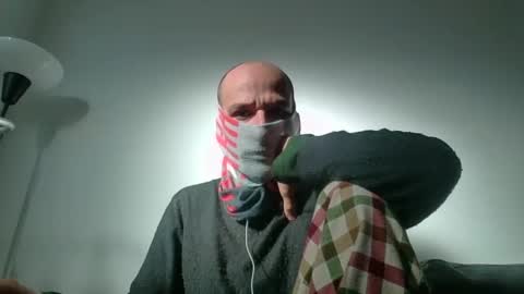 Scarf guy online show from 12, 3, 2025