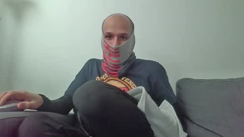 Scarf guy online show from 12, 3, 2025