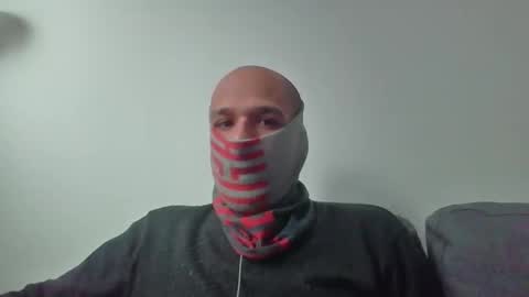 Scarf guy online show from 4, 11, 2025