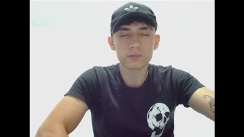 thiago_deseo69 online show from 18, 9, 2025