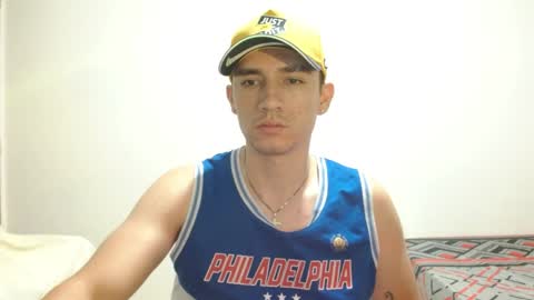 thiago_deseo69 online show from 19, 4, 2026