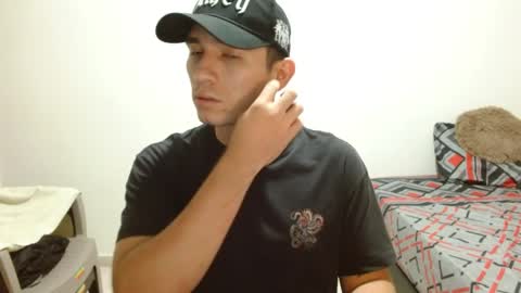 thiago_deseo69 online show from 29, 4, 2026