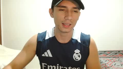 thiago_deseo69 online show from 30, 4, 2026