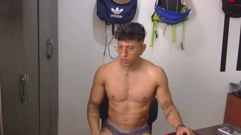 Snapshot of thiago_happy chatting on 2, 7, 2026 thiago_happy online show from 2, 7, 2026