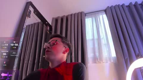 SanThiago online show from 18, 10, 2025