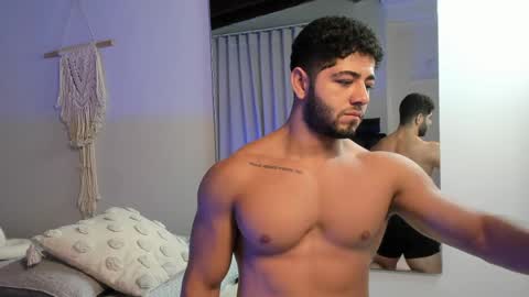 Snapshot of thiago_moretti chatting on 13, 5, 2026 THIAGO online show from 13, 5, 2026
