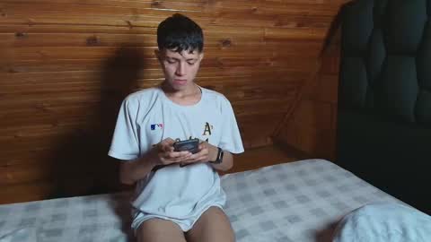 Snapshot of thiago_n_sam chatting on 13, 11, 2025 thiago_n_sam online show from 13, 11, 2025