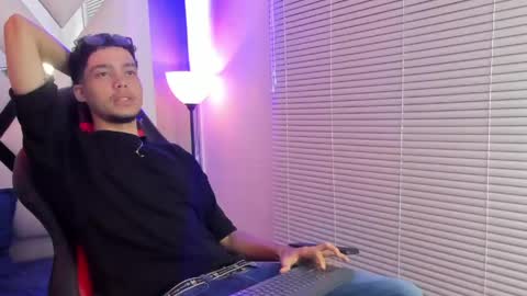 Thiago online show from 8, 5, 2026
