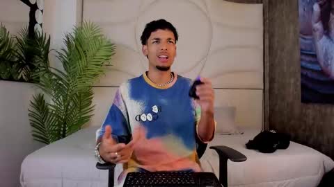 ThiagoFerreti online show from 16, 10, 2025