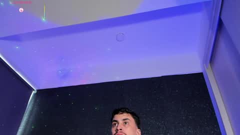THIAGO MENESES online show from 31, 5, 2026