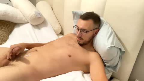 thib9223 online show from 15, 11, 2025