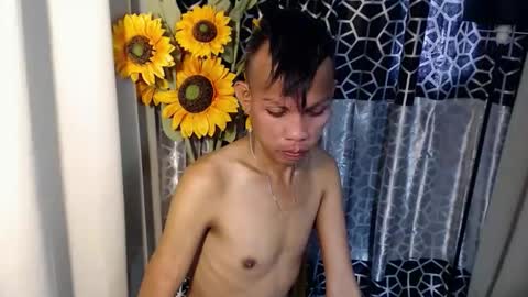 Snapshot of thick_bigcock13 chatting on 23, 5, 2026 gil online show from 23, 5, 2026