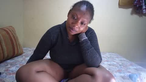 Snapshot of thick_sweet_ass chatting on 13, 9, 2025 thick_sweet_ass online show from 13, 9, 2025