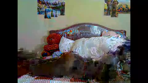 thickassvillageebony online show from 16, 10, 2025