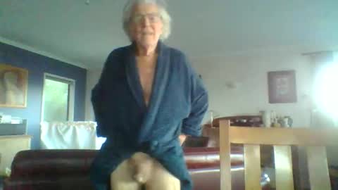 Thickcockat71 online show from 17, 5, 2026