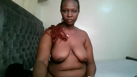 Snapshot of thicky_rue chatting on 8, 6, 2026 Rue online show from 8, 6, 2026