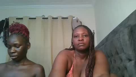 thicky_rue2 online show from 13, 7, 2026