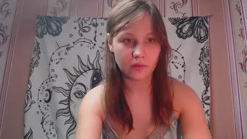 thighswithspikes online show from 29, 9, 2025